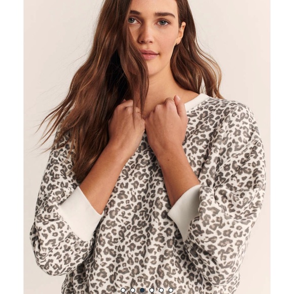 Abercrombie Puffed Sleeve Cropped Sweatshirt NWOT - Picture 5 of 13